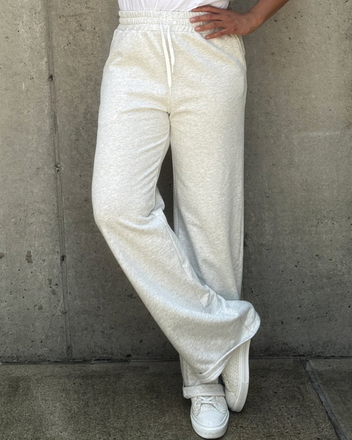 MODACCIO WIDE LEG SWEAT PANT - Front