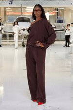 SUPER WIDE PLEATED SWEATPANT
